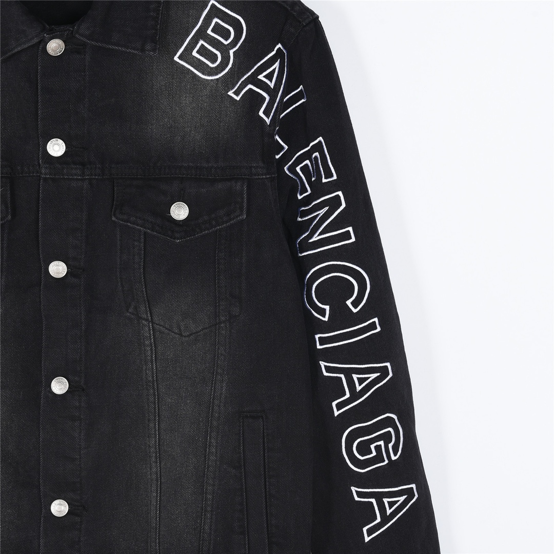 Balenciaga/巴黎世家 侧边logo字母刺绣套装牛仔外套 复古水洗牛仔