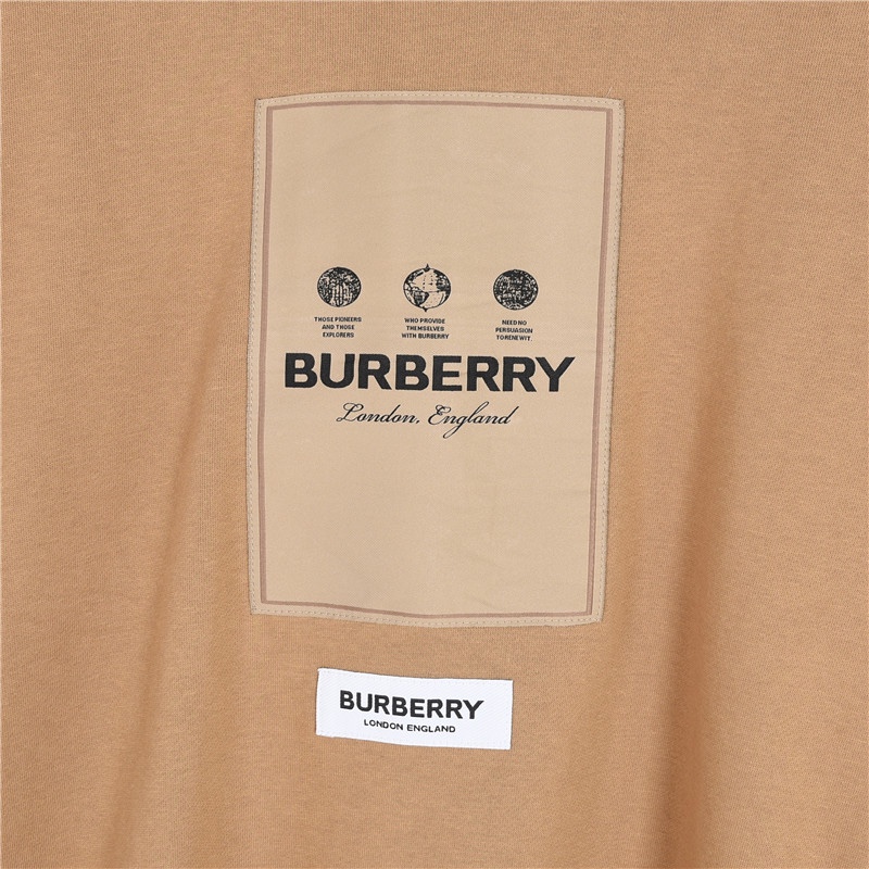 Burberry/巴宝莉 胸前贴布标签连帽卫衣 黑色 卡其色