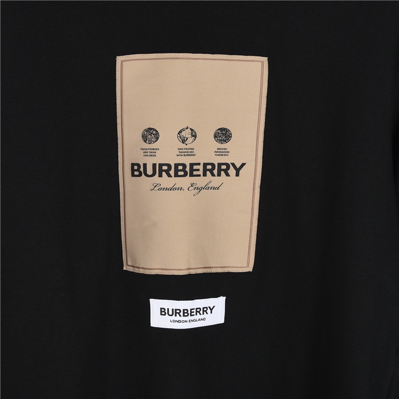 Burberry/巴宝莉 胸前贴布标签连帽卫衣