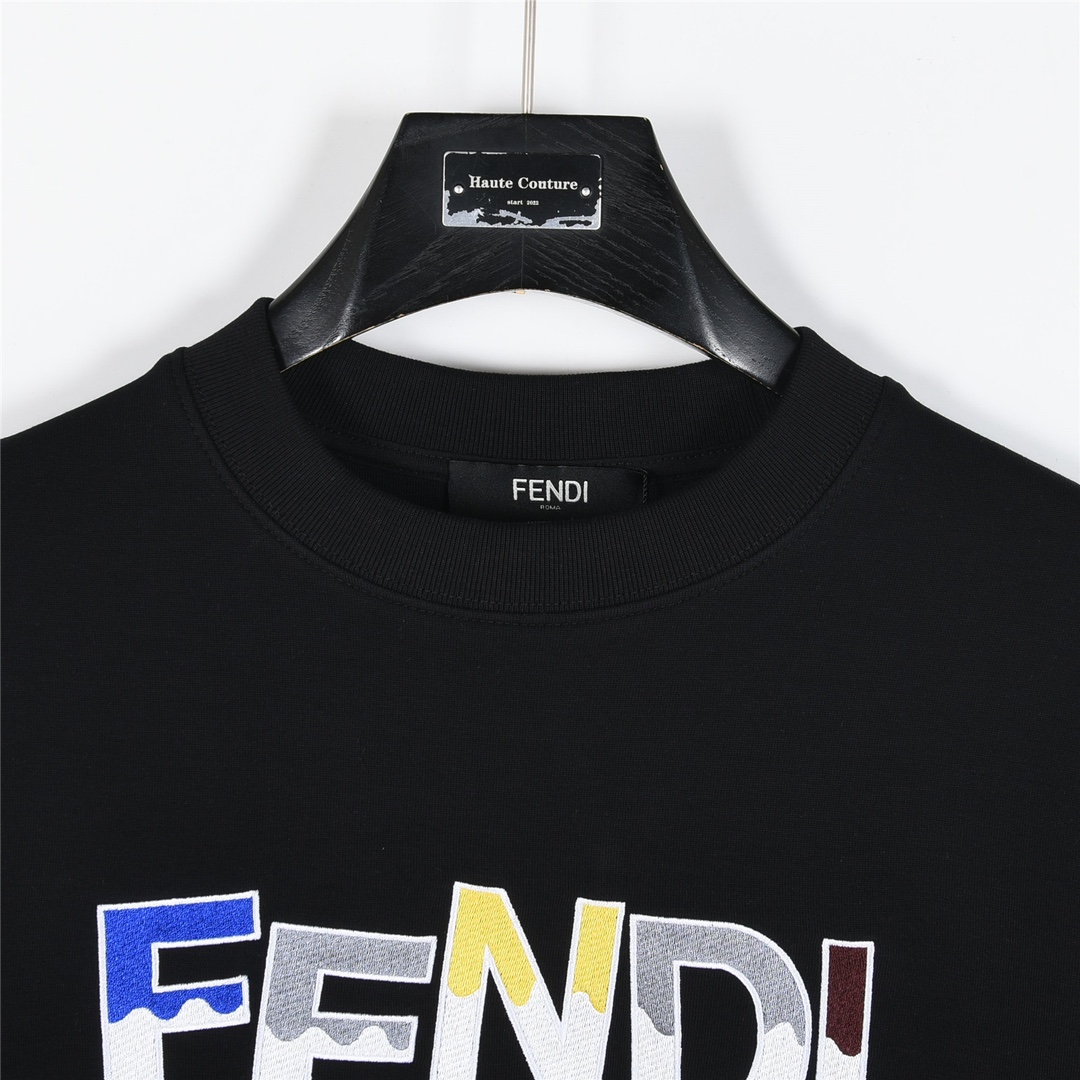 Fendi/芬迪趣味动漫字母圆领卫衣