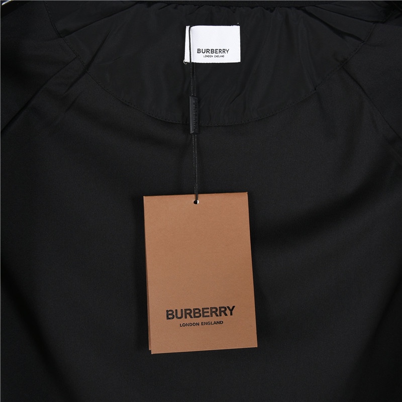 Burberry/巴宝莉后背植绒战马外套