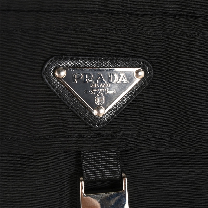 Prada/普拉达 金属锁扣机能夹克外套