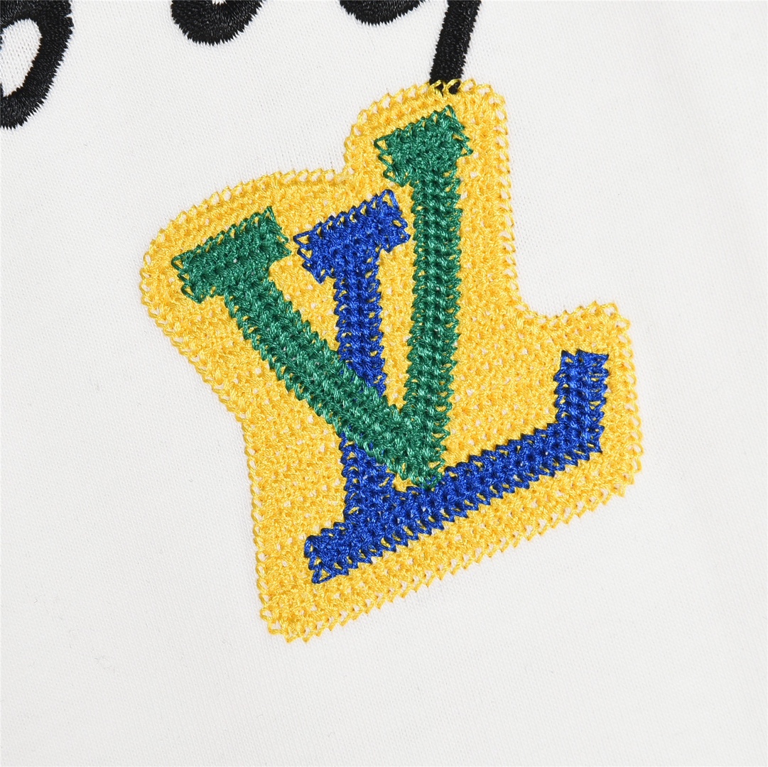 Louis Vuitton/路易威登 25ss 花卉字母刺绣短袖T恤 黑色 白色-Chinese UA Cheap High Quatity Brand Clothes Bags handbags Sneakers wholesale wholesaler seller from China Factory suppliers Fashion Clothing Shoes best Quality Beautiful Price Louis Vuitton/路易威登 25ss 花卉字母刺绣短袖T恤 黑色 白色