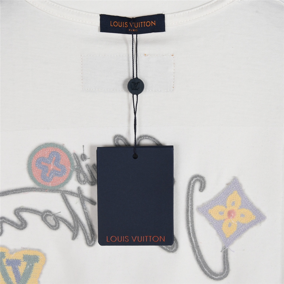 Louis Vuitton/路易威登 25ss 花卉字母刺绣短袖T恤 黑色 白色-Chinese UA Cheap High Quatity Brand Clothes Bags handbags Sneakers wholesale wholesaler seller from China Factory suppliers Fashion Clothing Shoes best Quality Beautiful Price Louis Vuitton/路易威登 25ss 花卉字母刺绣短袖T恤 黑色 白色