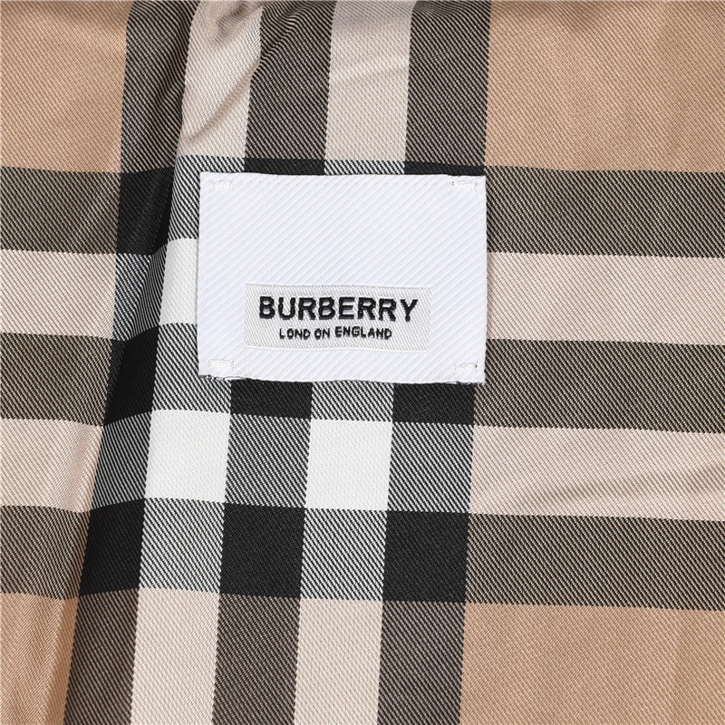 Burberry/巴宝莉 侧边双拉链薄棉连帽外套