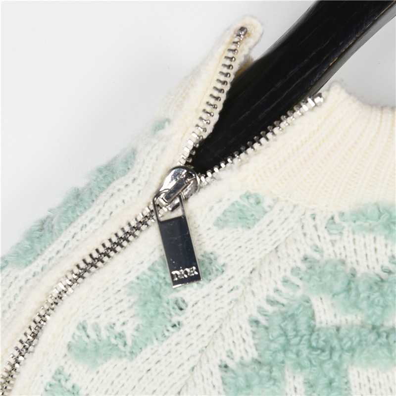 Dior/迪奥 24Fw 重工满幅CD提花袖肩斜拉链毛衣 蓝色 浅绿色