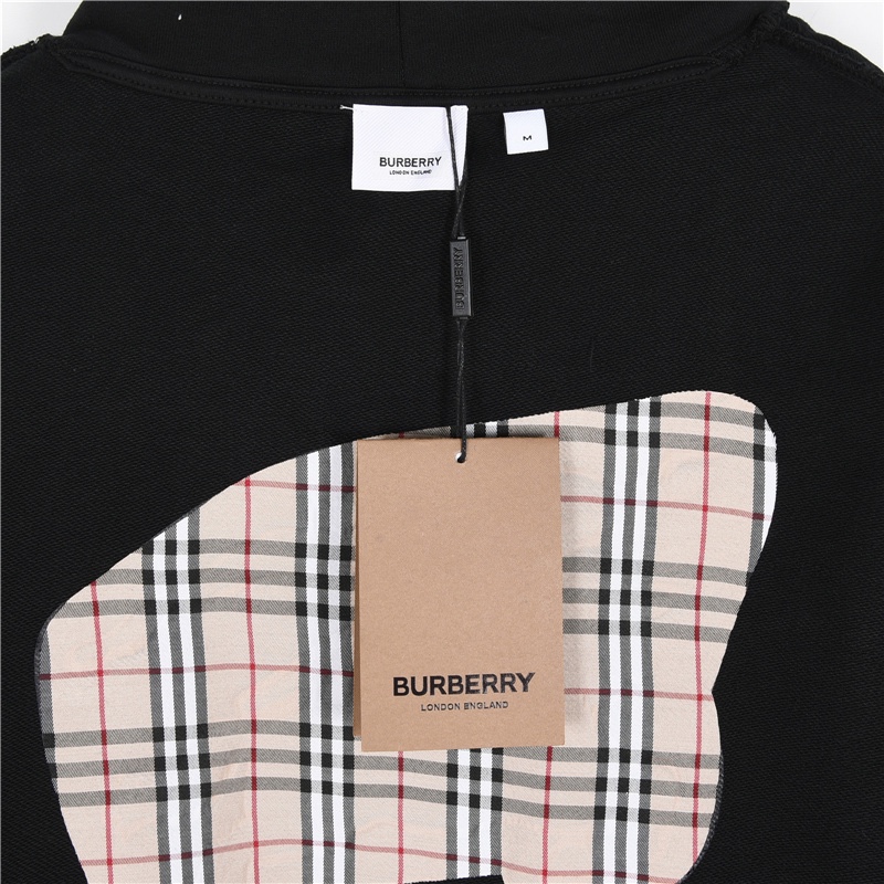 Burberry/巴宝莉 24Fw 后背镂空战马贴布连帽卫衣