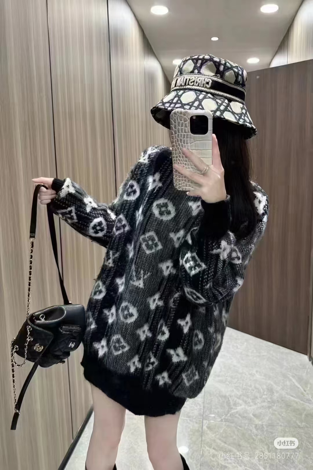 LouisVuitton/路易威登 24Fw 全幅老花logo提花混纺马海毛套头毛衣 上身效果#