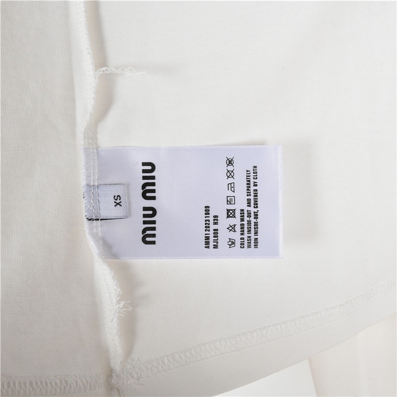 Miumiu/缪缪 24Fw 胸前logo刺绣图案长袖T恤
