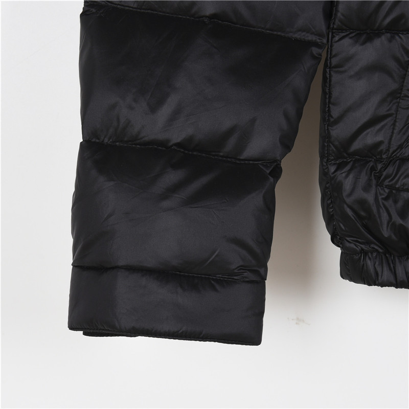 Moncler/蒙口 Acorus轻薄系列轻薄羽绒服 Moncler Acorus轻薄系列 Acorus短款羽绒夹克