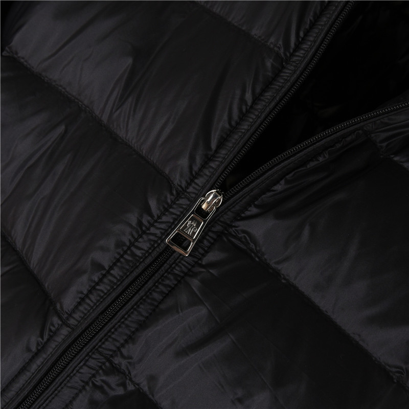 Moncler/蒙口 Acorus轻薄系列轻薄羽绒服 Moncler Acorus轻薄系列 Acorus短款羽绒夹克