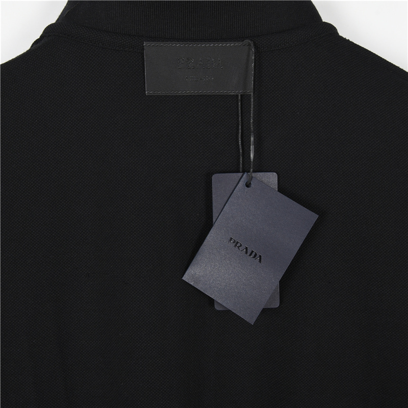 Prada/普拉达 25SS新款经典三角标半拉链短袖POLO衫