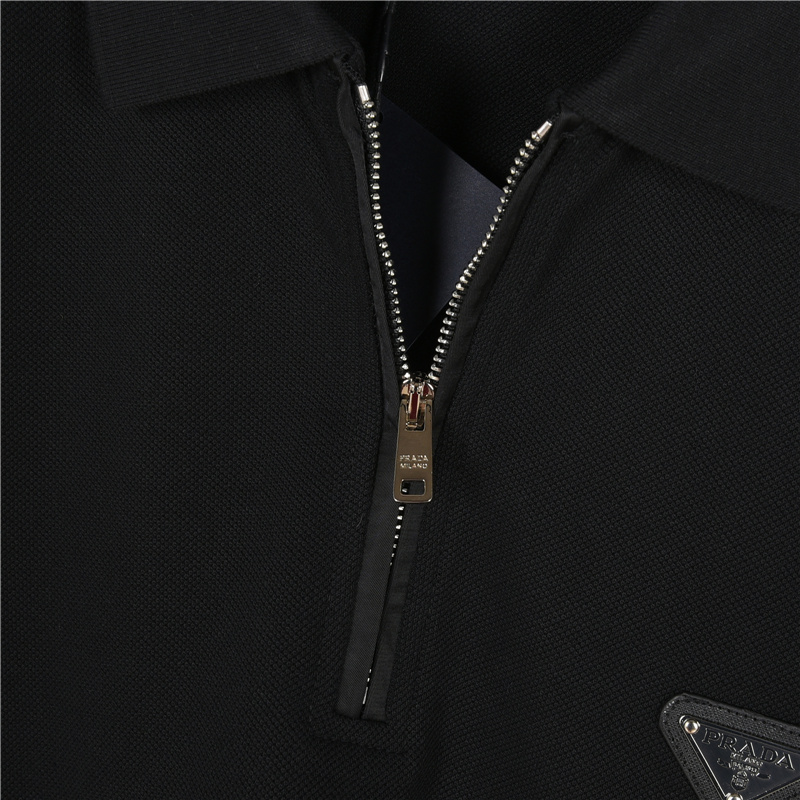 Prada/普拉达 25SS新款经典三角标半拉链短袖POLO衫