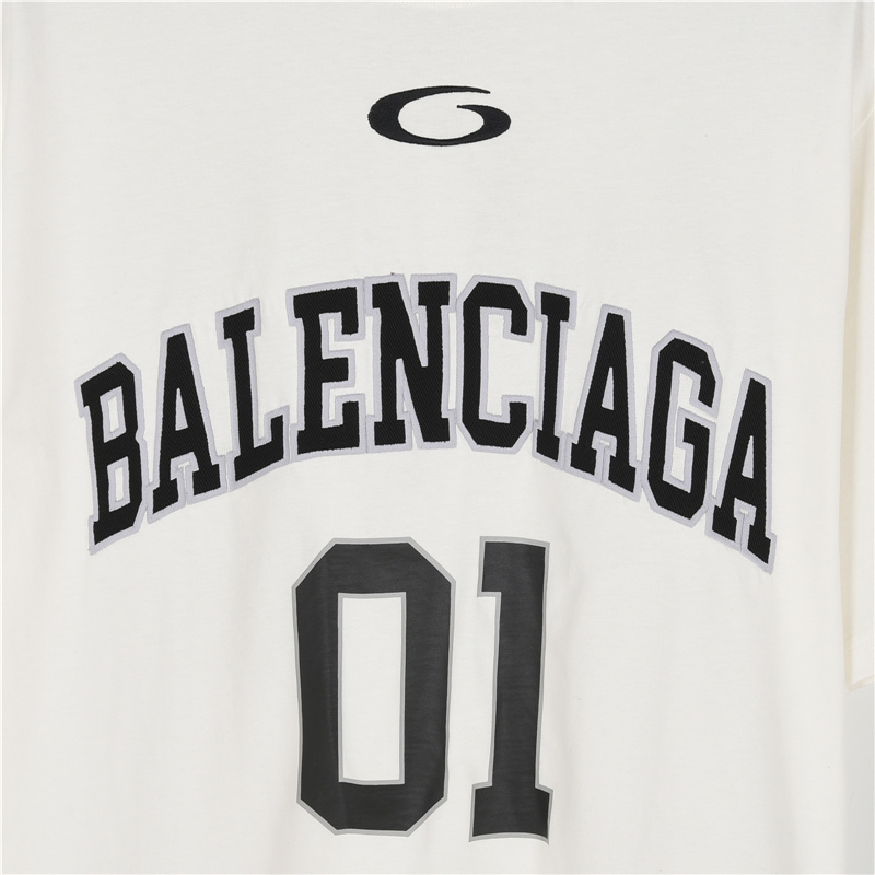 Balenciaga/巴黎世家 新款刺绣01号篮球短袖