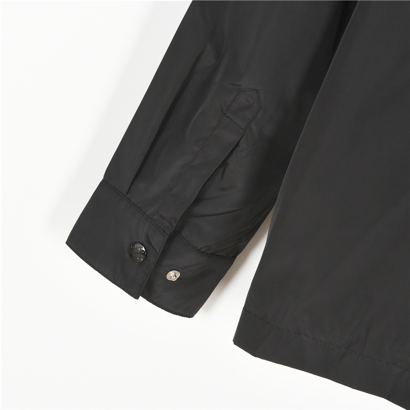 Moncler/蒙口工装风轻薄连帽外套
