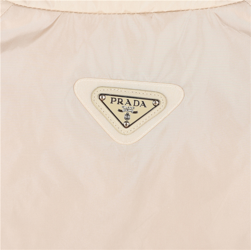 Prada/普拉达 后背三角标轻薄外套-Chinese UA Cheap High Quatity Brand Clothes Bags handbags Sneakers wholesale wholesaler seller from China Factory suppliers Fashion Clothing Shoes best Quality Beautiful Price Prada/普拉达 后背三角标轻薄外套
