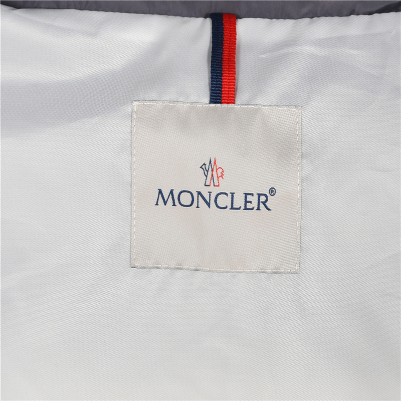 Moncler/蒙口 上下拼接轻薄外套