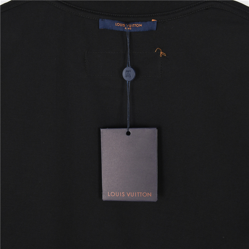 LouisVuitton/路易威登 胸前字母压花长袖