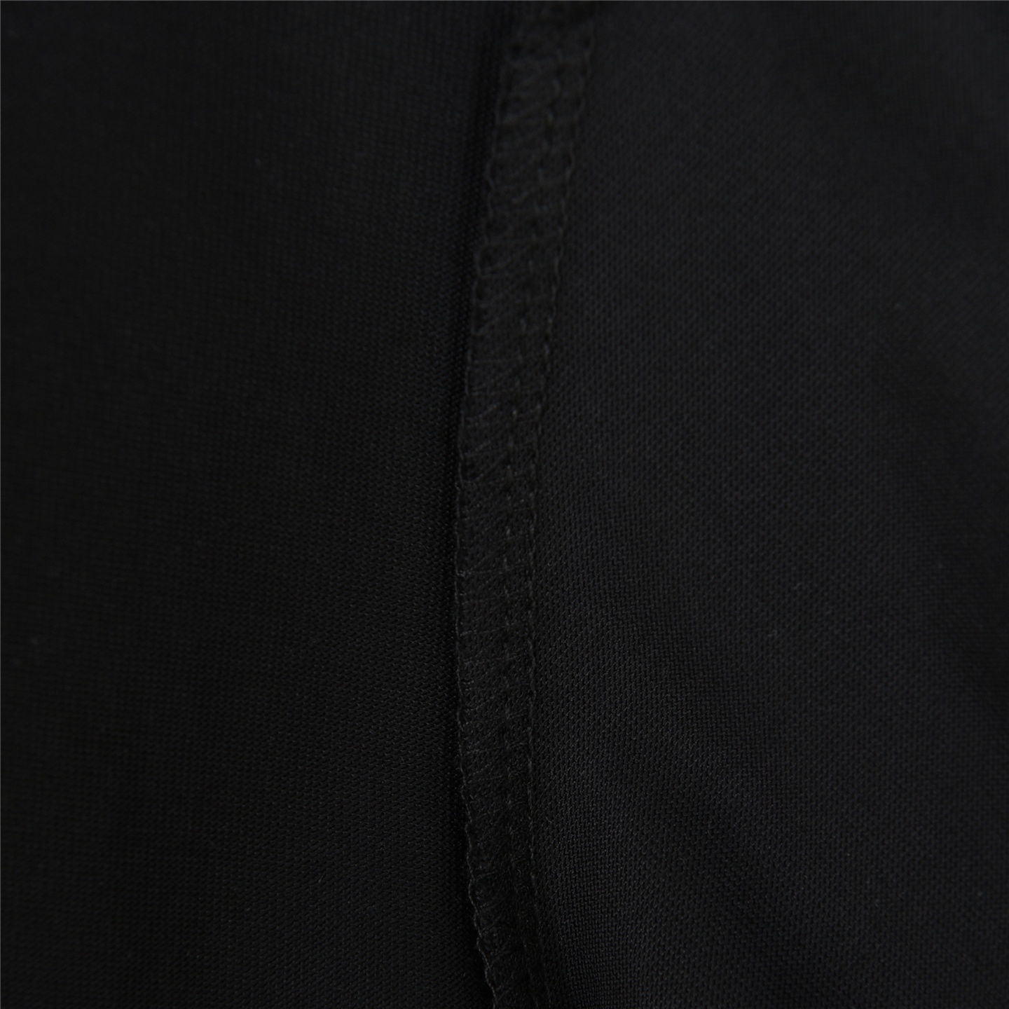 Burberry/巴宝莉 25ss 下摆格纹战马贴布短袖