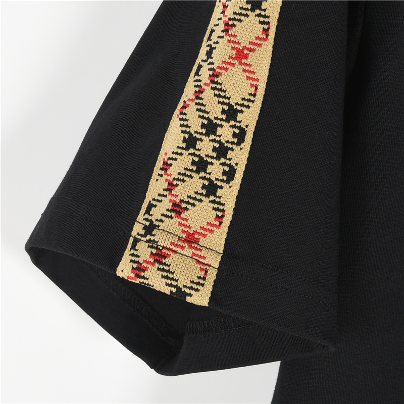 Burberry/巴宝莉 肩膀拼接交叉格纹短袖
