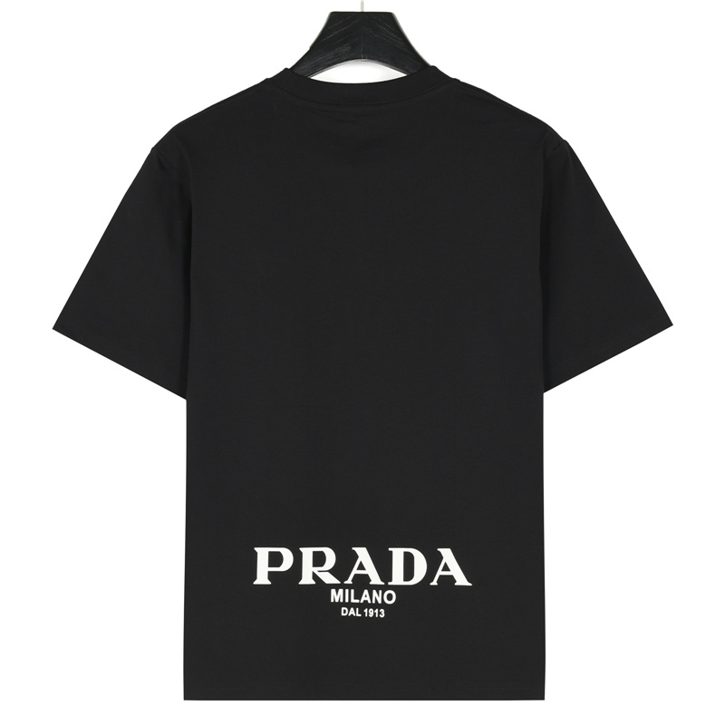 Prada/普拉达 胸前三角标后摆字母短袖