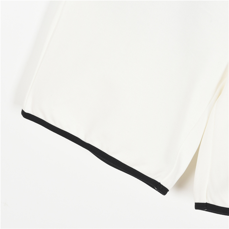 Fendi/芬迪 单边波点双F短裤 黑色 白色 米色 浅蓝-莆田鞋,莆田鞋货源,高仿鞋,高仿鞋货源,安福档口,莆田高仿鞋,莆田鞋批发,高仿鞋批发,莆田高仿运动鞋,高仿运动鞋,莆田运动鞋 Fendi/芬迪 单边波点双F短裤 黑色 白色 米色 浅蓝