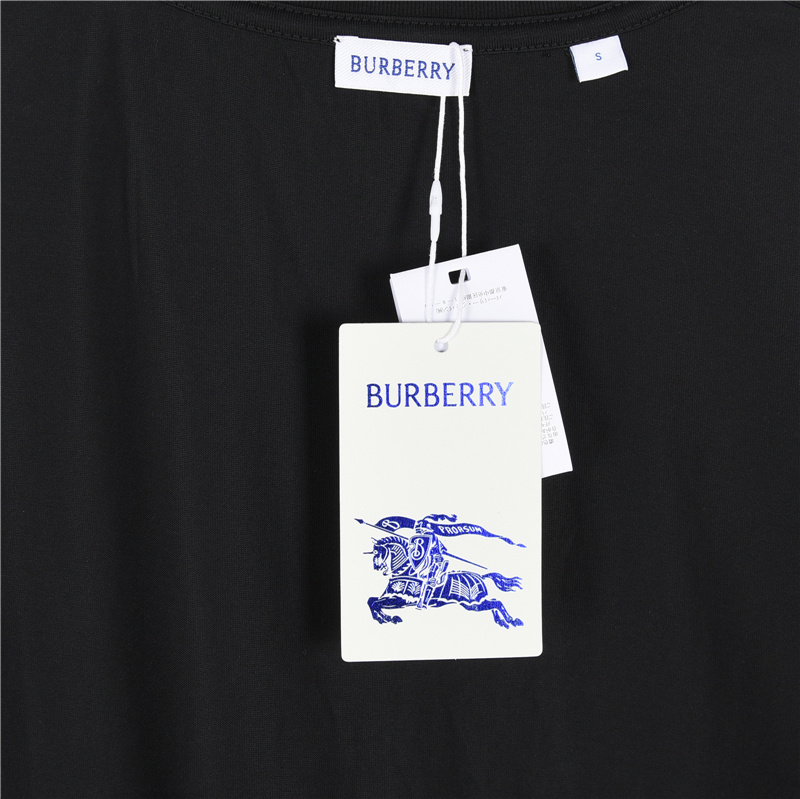 Burberry/巴宝莉 25ss 下摆白色战马贴布短袖