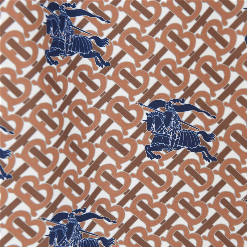 Burberry/巴宝莉 满印战马短裤