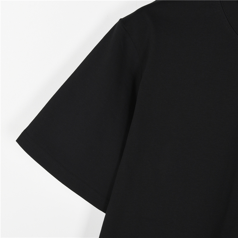 Prada/普拉达 胸口拉链口袋三角标短袖 黑色 白色