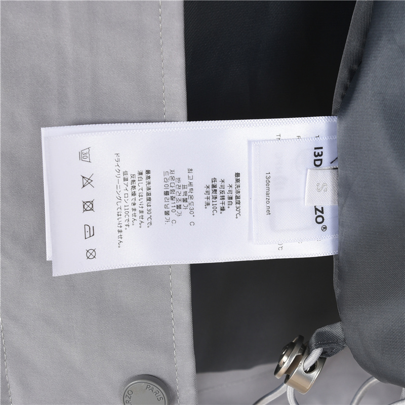 13DeMarzo 后背小熊冲锋衣外套
