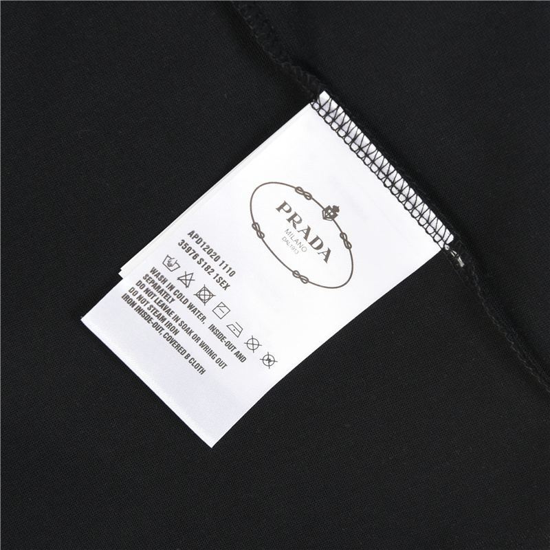 Prada/普拉达 胸前拼色logo短袖