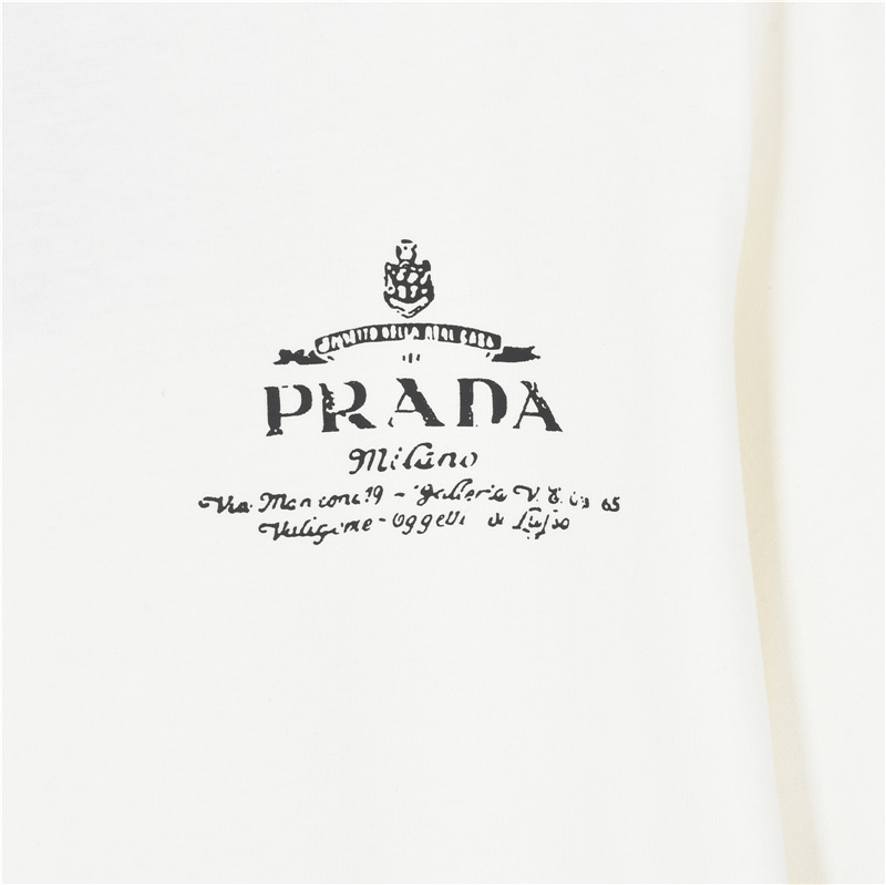 Prada/普拉达胸前字母徽标短袖