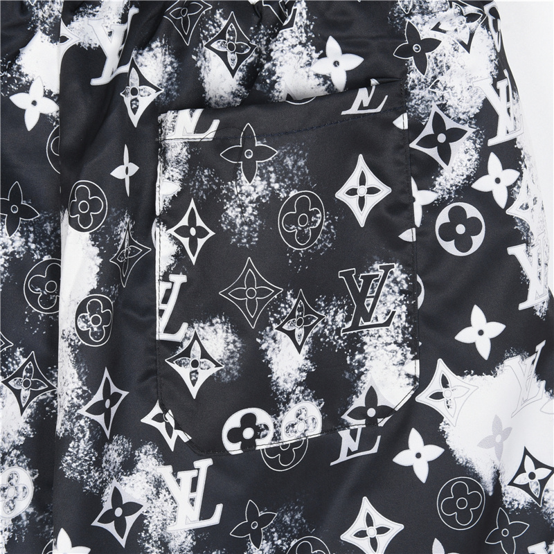 LouisVuitton/路易威登 满印泼墨短裤-Chinese UA Cheap High Quatity Brand Clothes Bags handbags Sneakers wholesale wholesaler seller from China Factory suppliers Fashion Clothing Shoes best Quality Beautiful Price LouisVuitton/路易威登 满印泼墨短裤