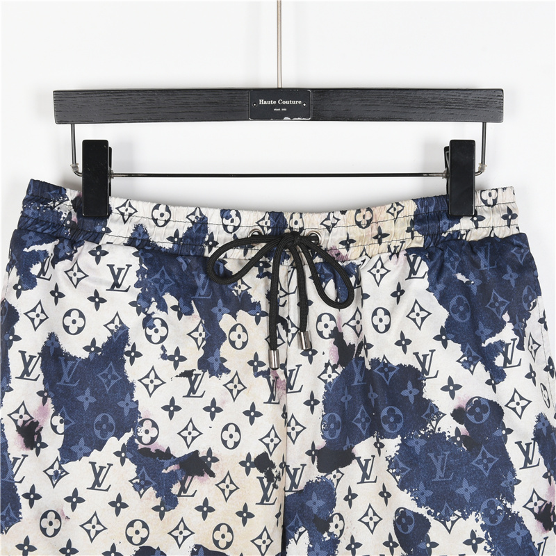 LouisVuitton/路易威登 老花满印火烧云短裤-Chinese UA Cheap High Quatity Brand Clothes Bags handbags Sneakers wholesale wholesaler seller from China Factory suppliers Fashion Clothing Shoes best Quality Beautiful Price LouisVuitton/路易威登 老花满印火烧云短裤