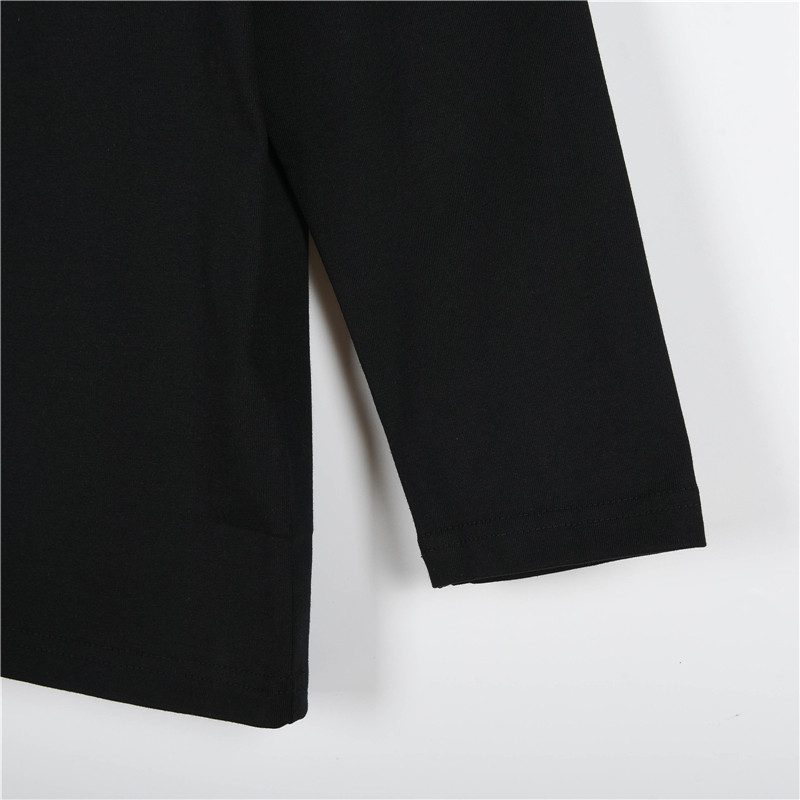 Prada/普拉达 领口三角标三角标长袖黑色 白色-Chinese UA Cheap High Quatity Brand Clothes Bags handbags Sneakers wholesale wholesaler seller from China Factory suppliers Fashion Clothing Shoes best Quality Beautiful Price Prada/普拉达 领口三角标三角标长袖黑色 白色