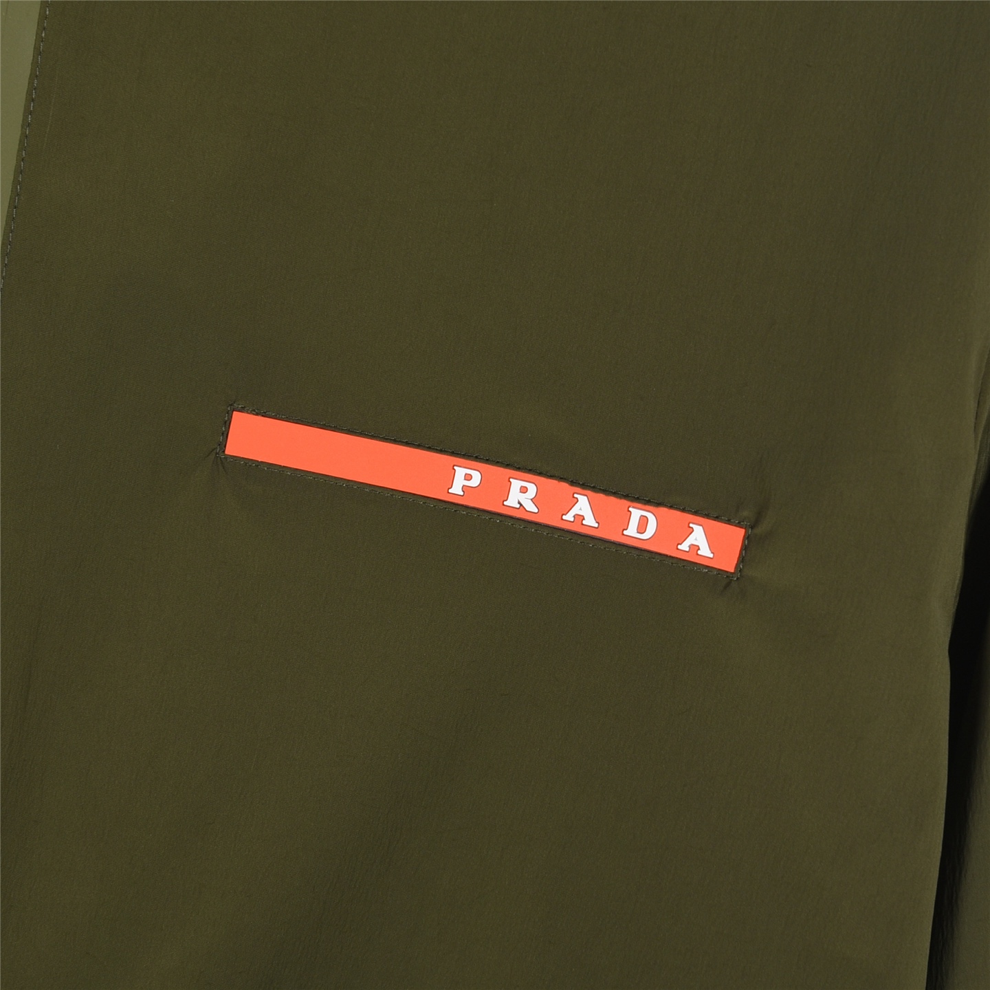Prada/普拉达 胸口红条拉链连帽外套