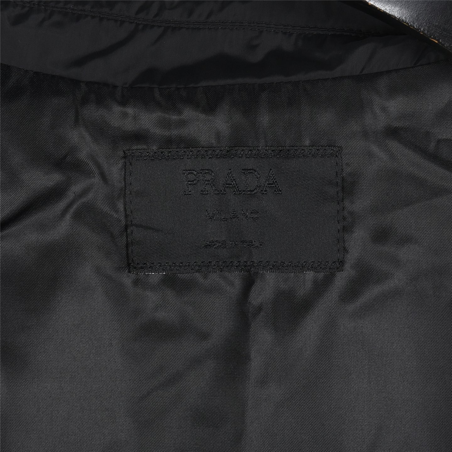Prada/普拉达 四口袋红装翻领外套