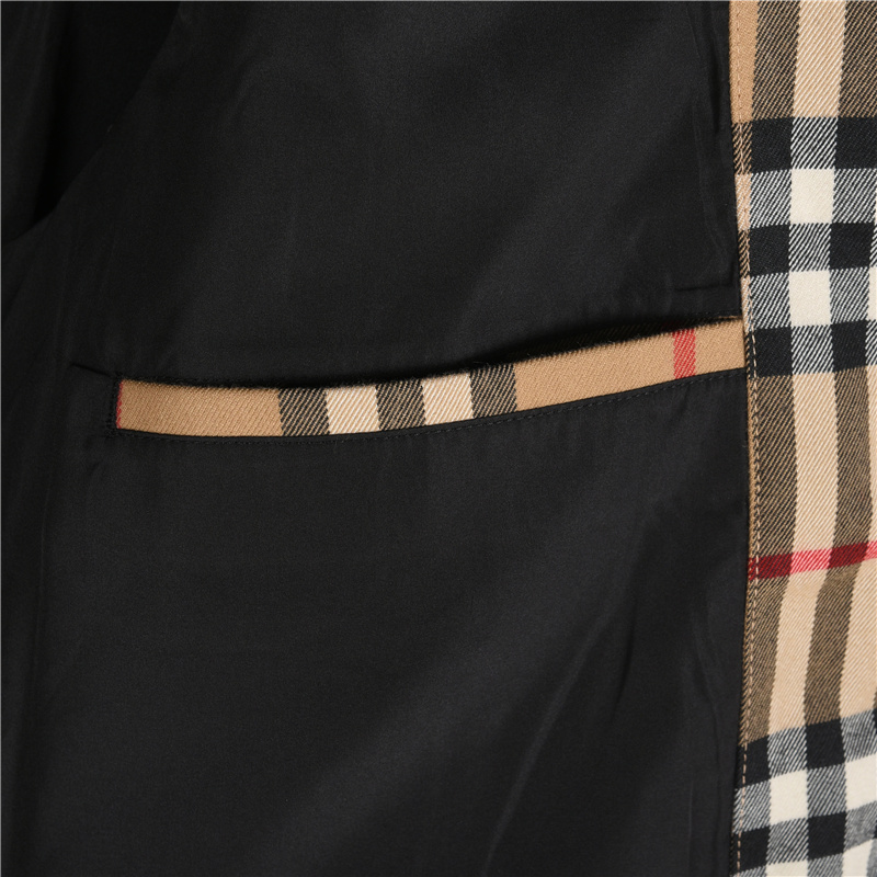 Burberry/巴宝莉内衬格纹连帽外套黑色