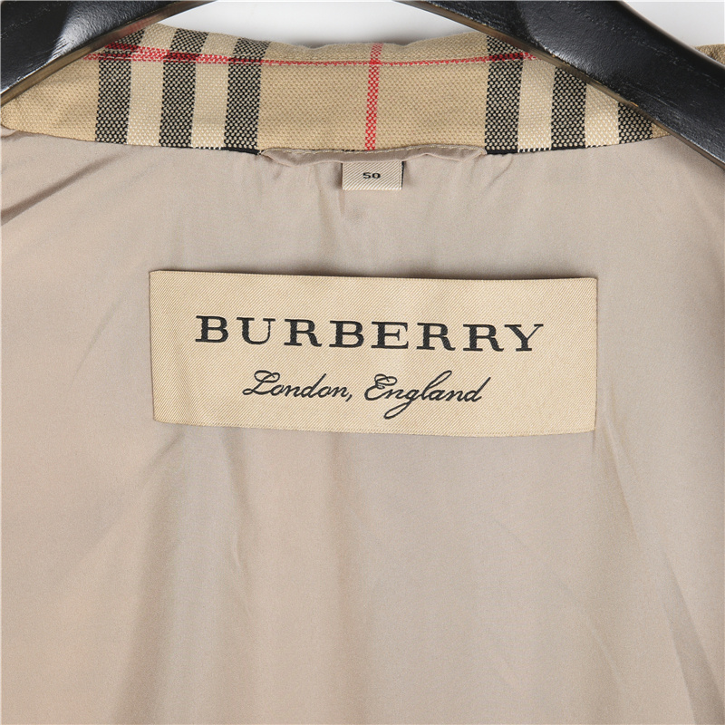 Burberry/巴宝莉格纹拉链翻领外套卡其