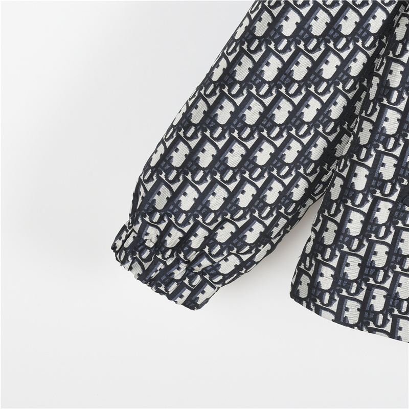 Dior/迪奥 满印老花手臂拉链口袋连帽外套-莆田鞋,莆田鞋货源,高仿鞋,高仿鞋货源,安福档口,莆田高仿鞋,莆田鞋批发,高仿鞋批发,莆田高仿运动鞋,高仿运动鞋,莆田运动鞋 Dior/迪奥 满印老花手臂拉链口袋连帽外套