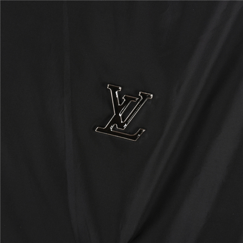 LouisVuitton/路易威登满印拼接连帽外套黑色-Chinese UA Cheap High Quatity Brand Clothes Bags handbags Sneakers wholesale wholesaler seller from China Factory suppliers Fashion Clothing Shoes best Quality Beautiful Price LouisVuitton/路易威登满印拼接连帽外套黑色