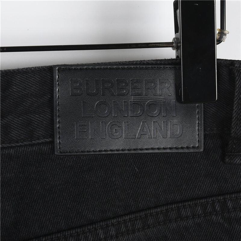 Burberry/巴宝莉 25SS 后袋格纹战马牛仔长裤-Chinese UA Cheap High Quatity Brand Clothes Bags handbags Sneakers wholesale wholesaler seller from China Factory suppliers Fashion Clothing Shoes best Quality Beautiful Price Burberry/巴宝莉 25SS 后袋格纹战马牛仔长裤