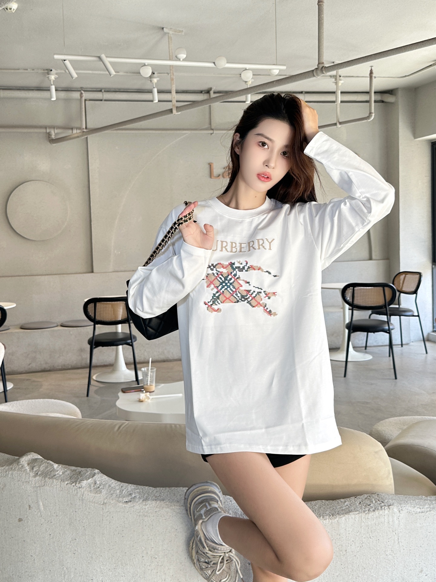 _df29s0T6g5gZ_pp2IAnRsrh1MIF8w7pxHdGCsPw