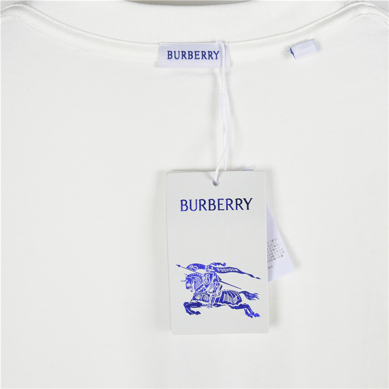 Burberry/巴宝莉 胸前格纹战马长袖-High Quatity Cheap Brand wholesale wholesaler seller Clothes Bags handbags Sneakers Top Fashion Clothing Shoes from China Factory Chinese suppliers best Quality Beautiful Price Burberry/巴宝莉 胸前格纹战马长袖