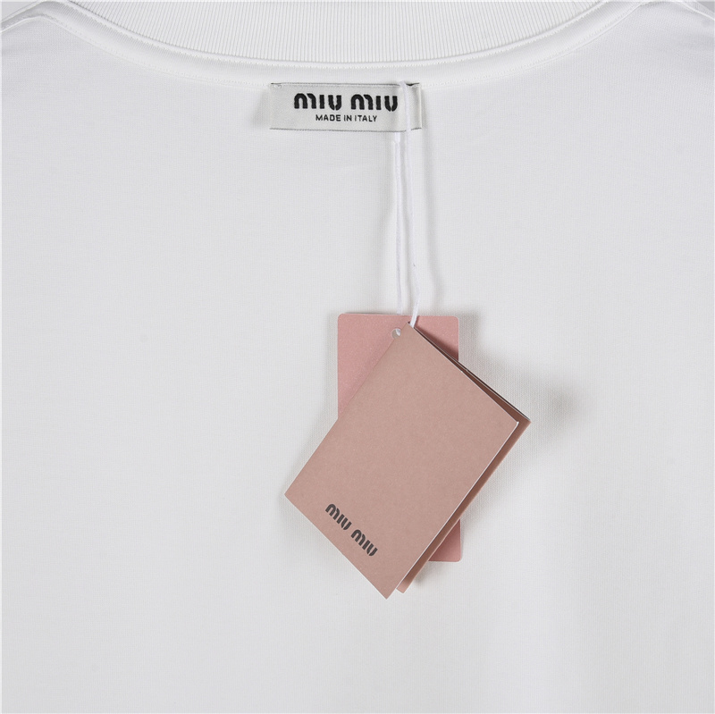 Miumiu/缪缪 25SS胸前字母长袖 黑色 白色