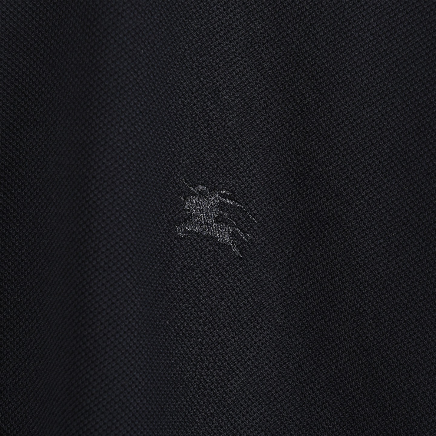 Burberry/巴宝莉 25SS领口织带字母短袖Polo衫 Burberry/巴宝莉 25SS领口织带字母短袖Polo衫