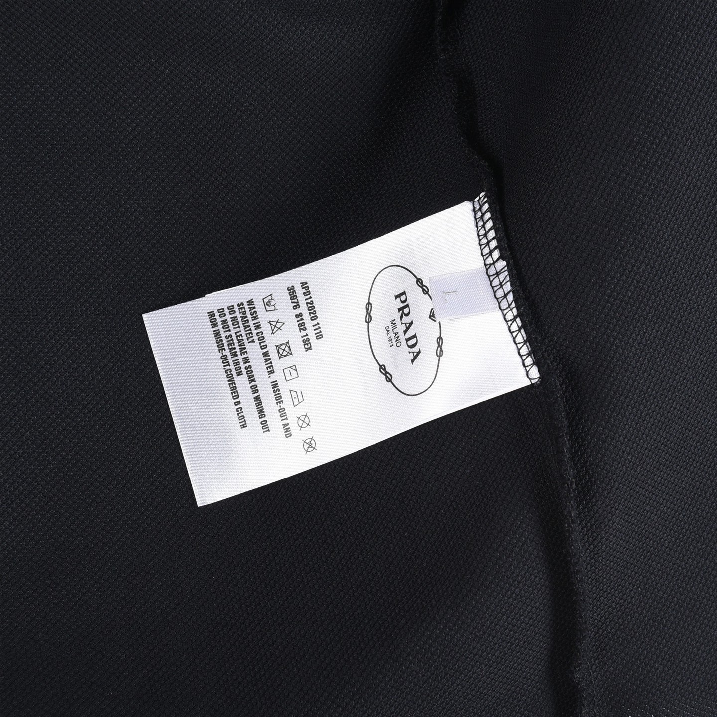 Prada/普拉达 半拉链翻领长袖polo衫