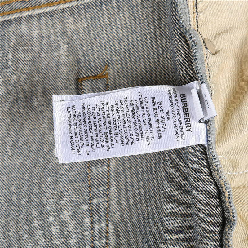 Burberry/巴宝莉 25SS 后袋格纹战马牛仔长裤
