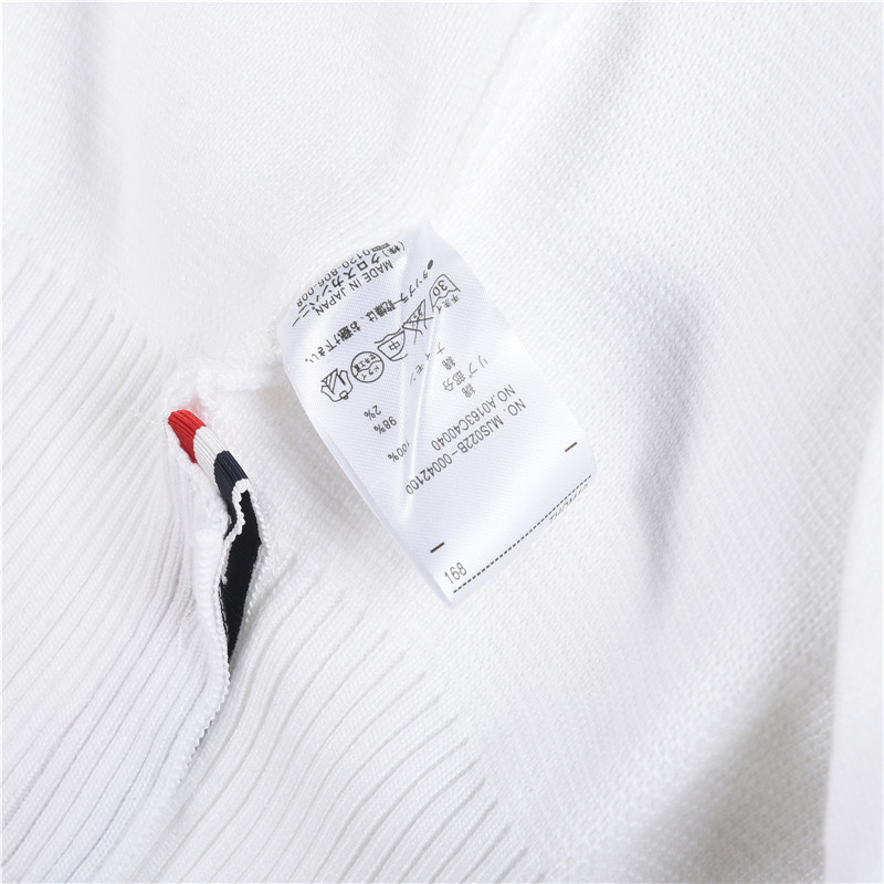 TB新款撞色针织开衫四条杠开衫羊毛混纺毛衣THOM BROWNE 汤姆布朗 .TB新款撞色条纹四条杠加厚针织毛衣五扣开衫-Chinese UA Cheap High Quatity Brand Clothes Bags handbags Sneakers wholesale wholesaler seller from China Factory suppliers Fashion Clothing Shoes best Quality Beautiful Price TB新款撞色针织开衫四条杠开衫羊毛混纺毛衣THOM BROWNE 汤姆布朗 .TB新款撞色条纹四条杠加厚针织毛衣五扣开衫