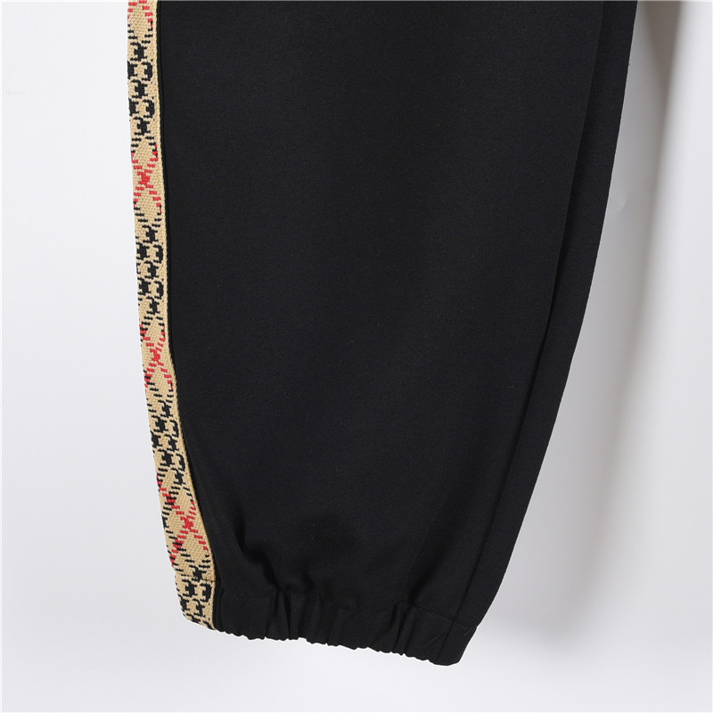 Burberry/巴宝莉 25Fw 侧边菱格纹织带后袋战马刺绣套装长裤